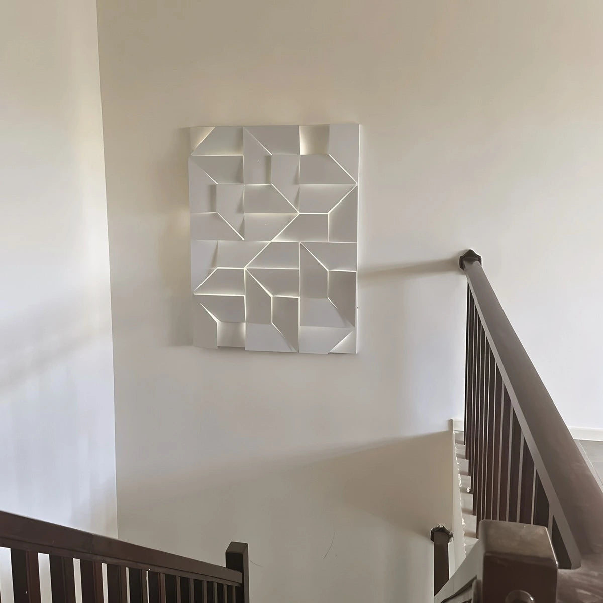 Antizer Shadows Grand Wall Sconce Lamp