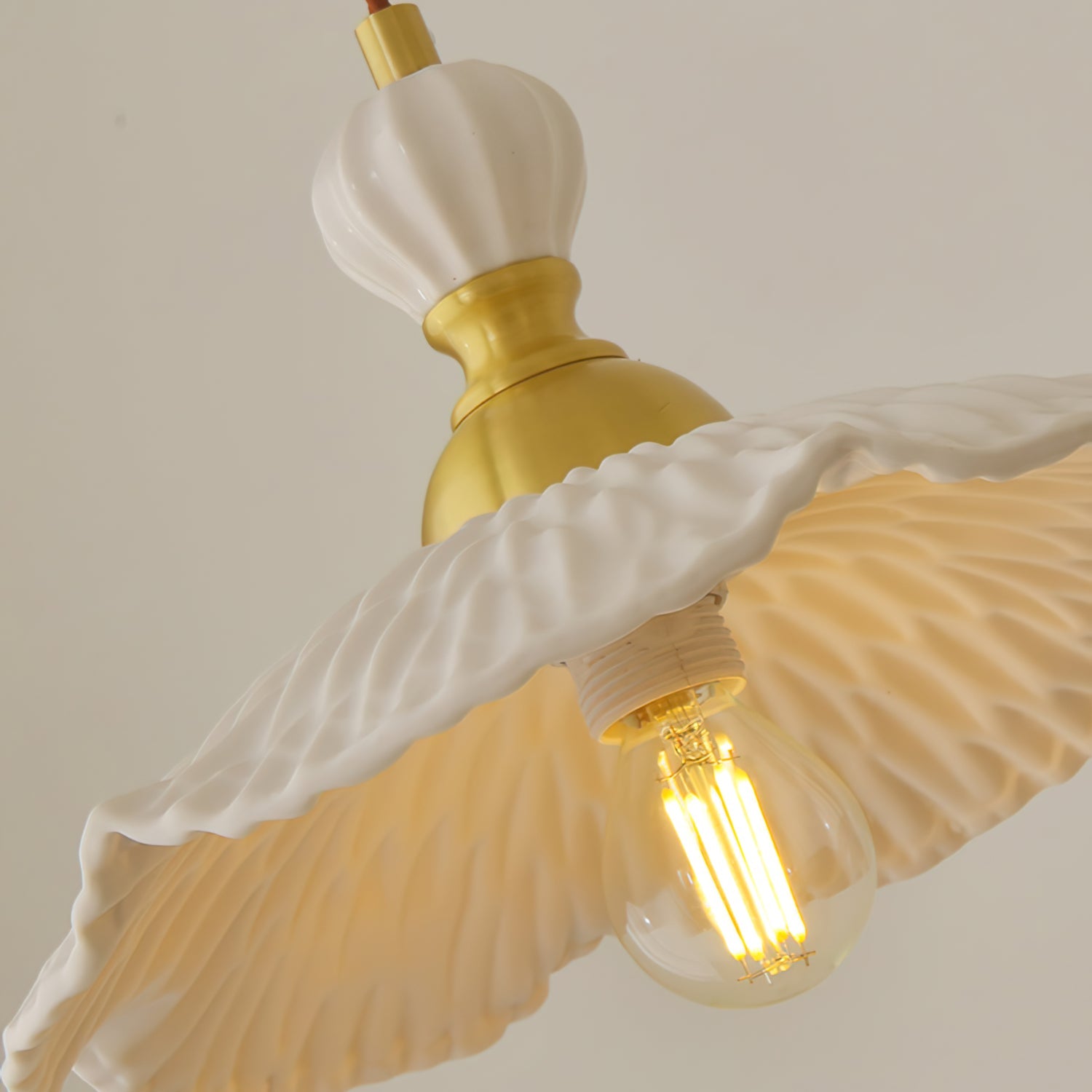 Elegant Nordic White Ceramic Pendant Lamp with Brass Accents for Modern Interiors