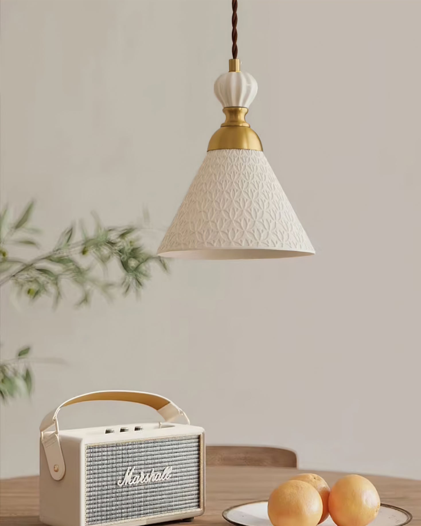 Elegant Nordic White Ceramic Pendant Lamp with Brass Accents for Modern Interiors