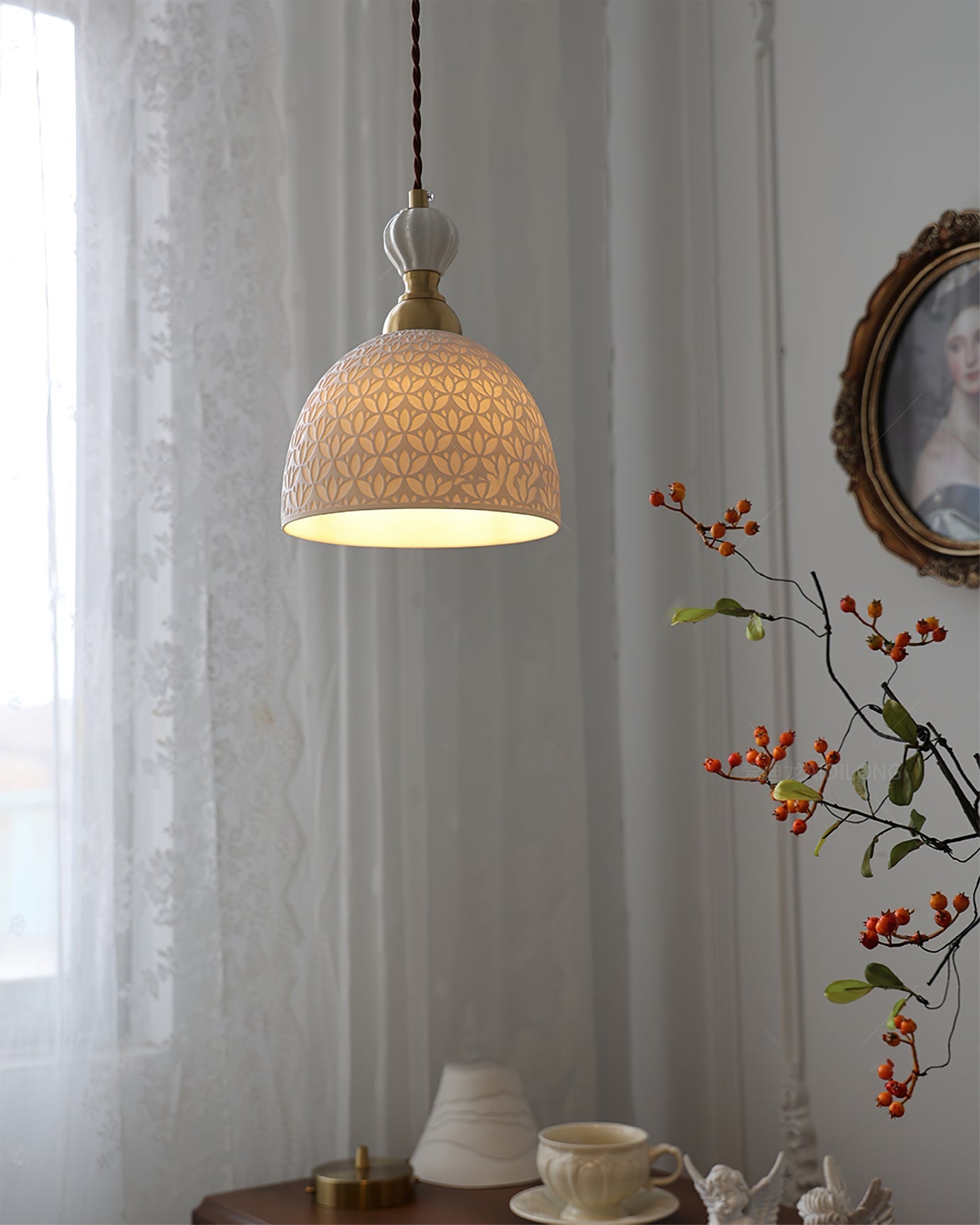Elegant Nordic White Ceramic Pendant Lamp with Brass Accents for Modern Interiors