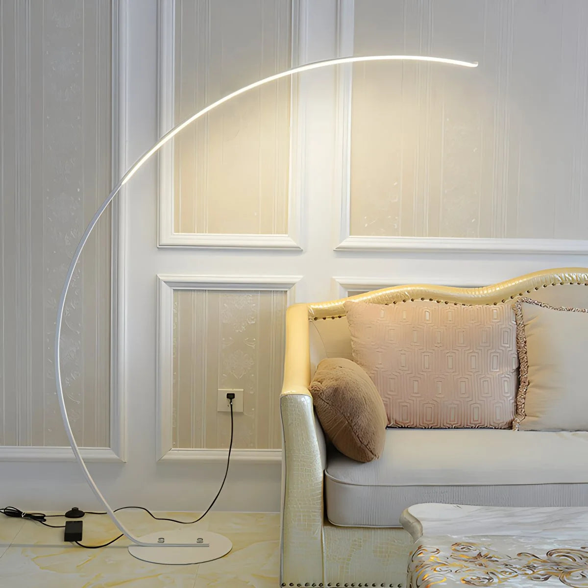 Antizer Crescent Arc LED Floor Lamp for Bedroom