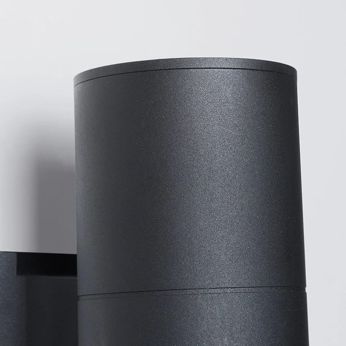 Antizer Outdoor Aluminum Cylinder Up and Down Wall Lamp