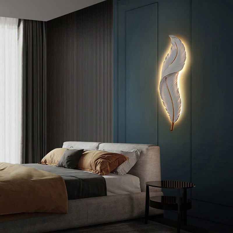 Feather Wall Lamp