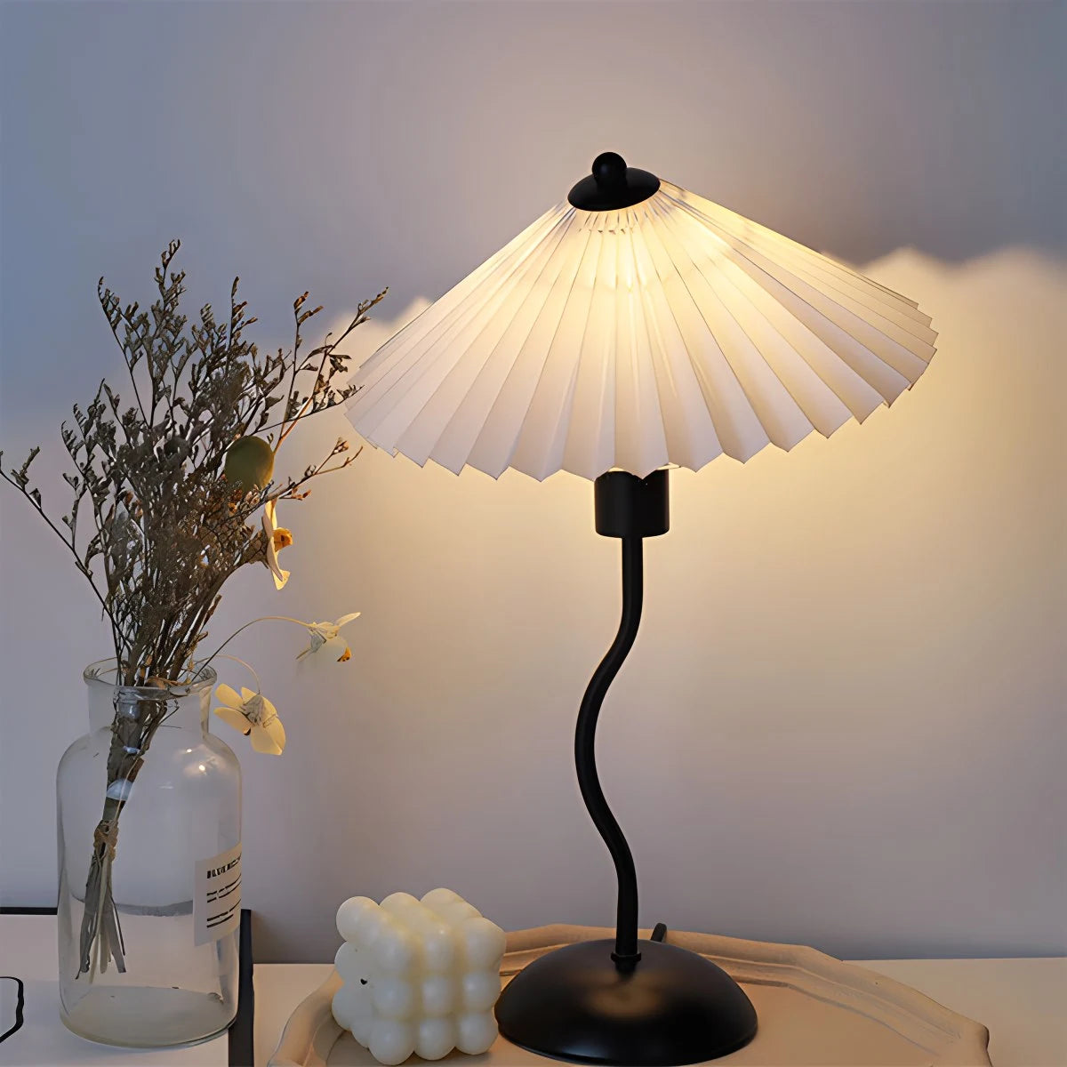 Antizer Pleated Squiggle Floor & Table Lamp