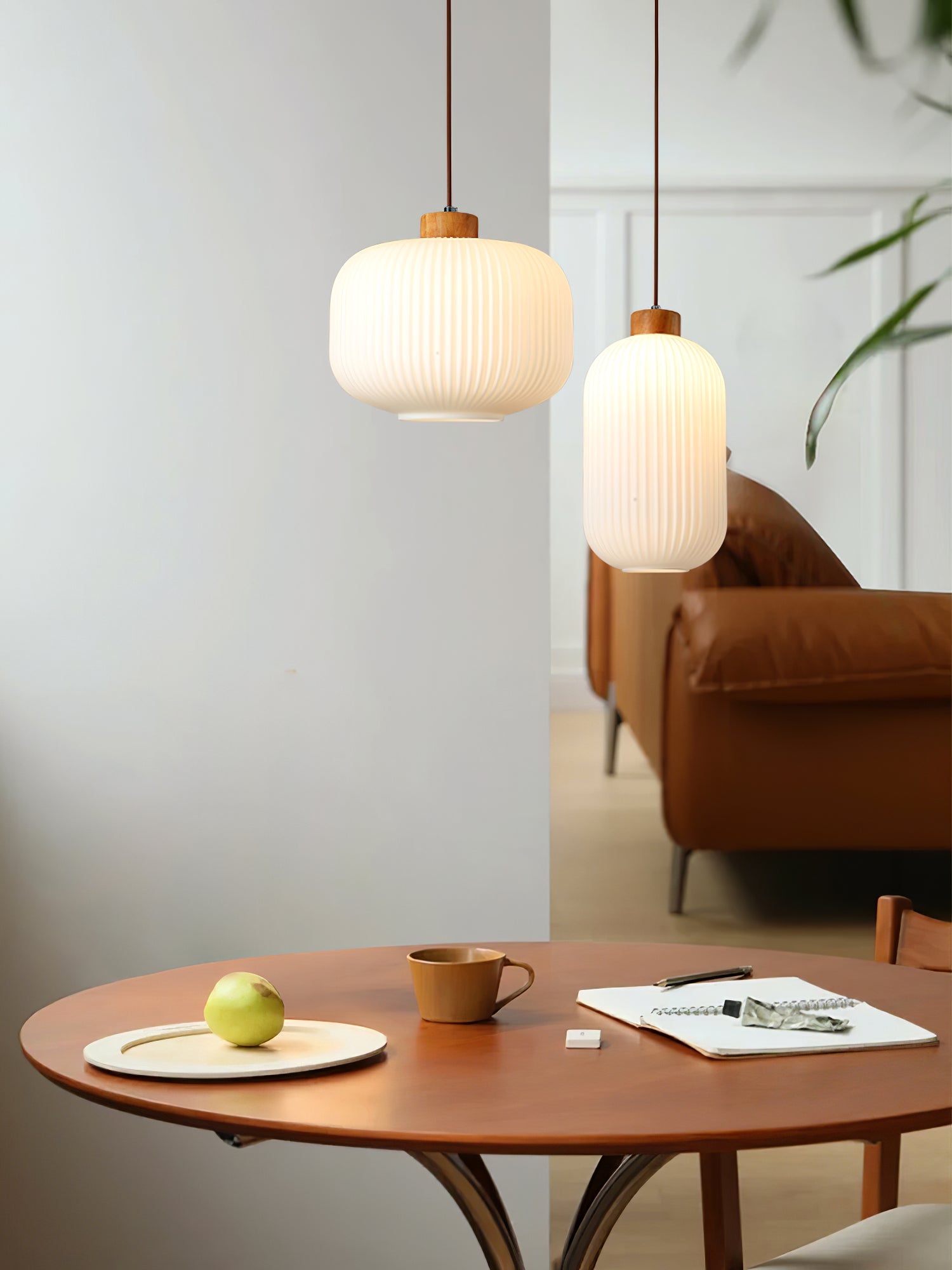 Modern Wood & Glass Rime Pendant Lamp: Acorn Design, Soft Diffused Light