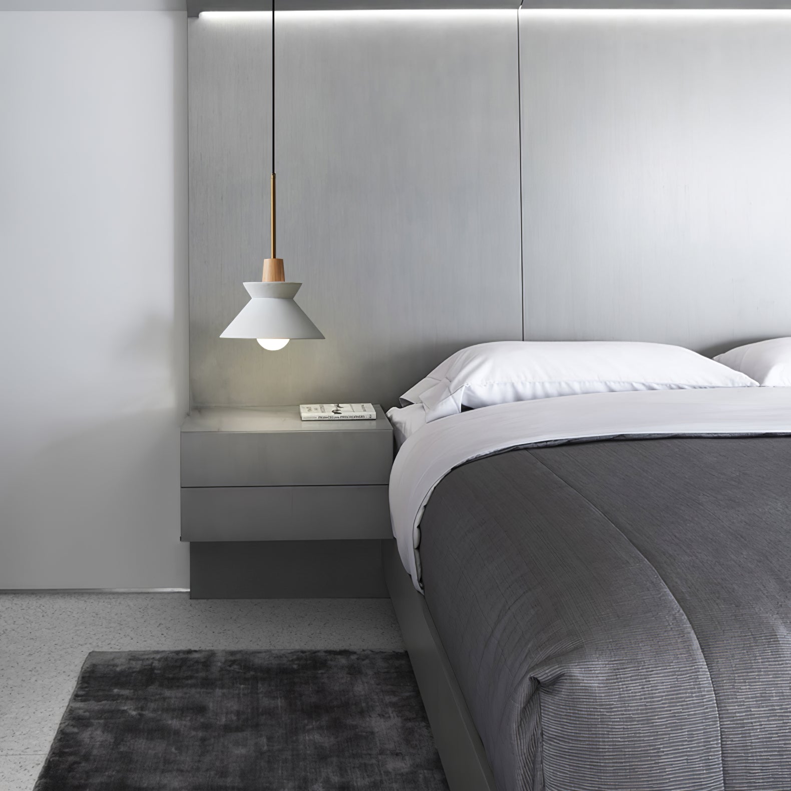 Modern Scandinavian Resin Wood Pendant Lamp, Nordic Style Ceiling Light Fixture