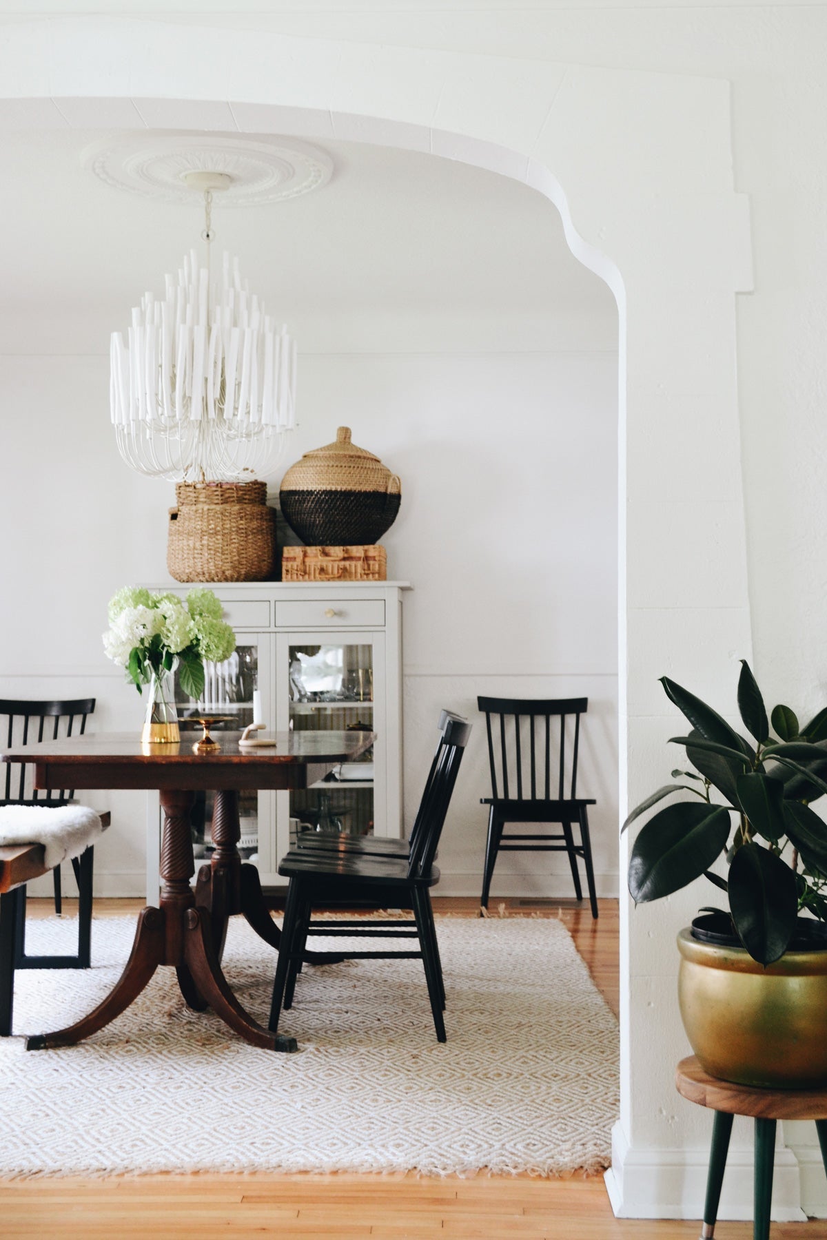 Modern Organic Twiggy Chandelier - Elegant Metal Branch Design Statement Lighting