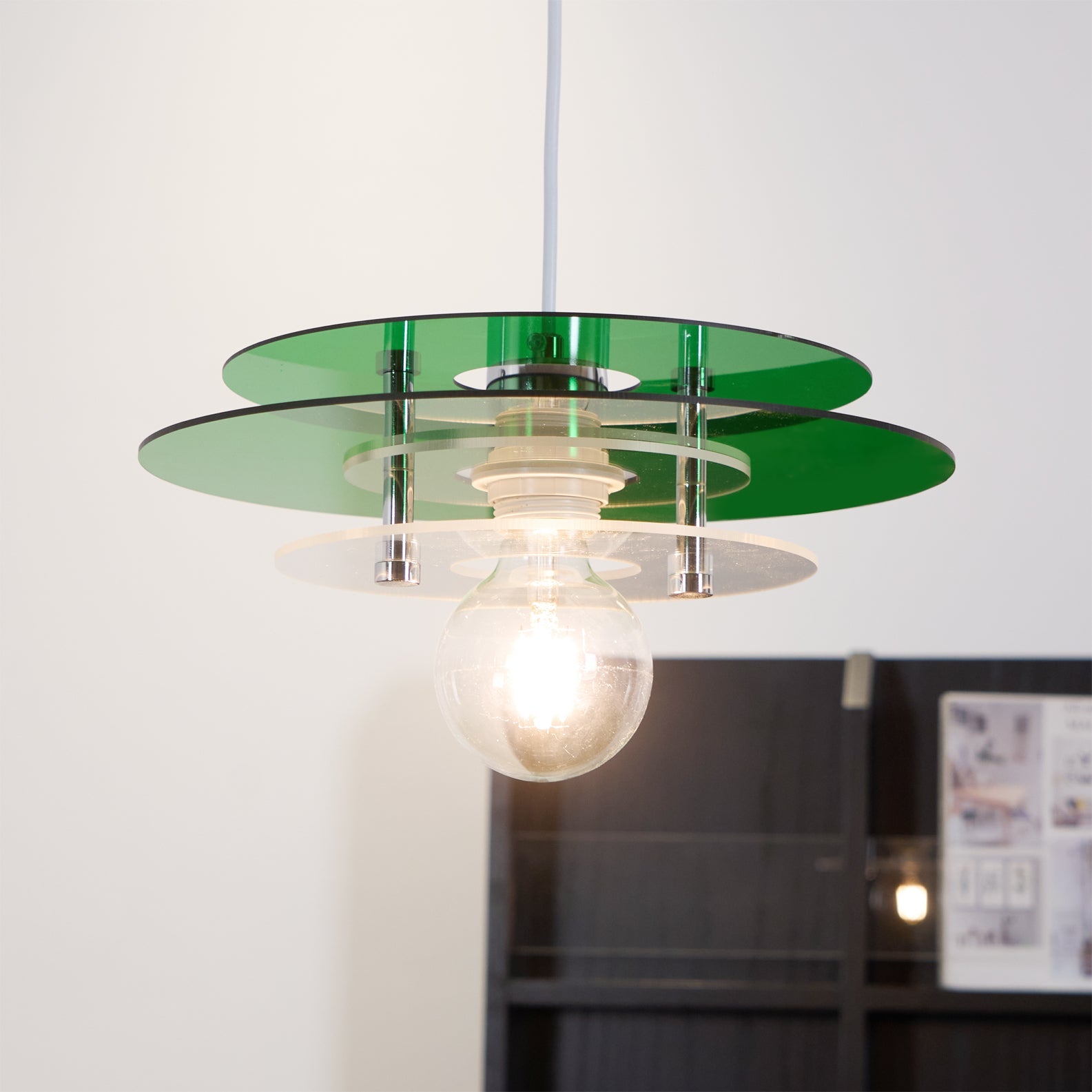Modern Geometric Acrylic Disc Pendant Light - Elegant Reflective Ceiling Fixture
