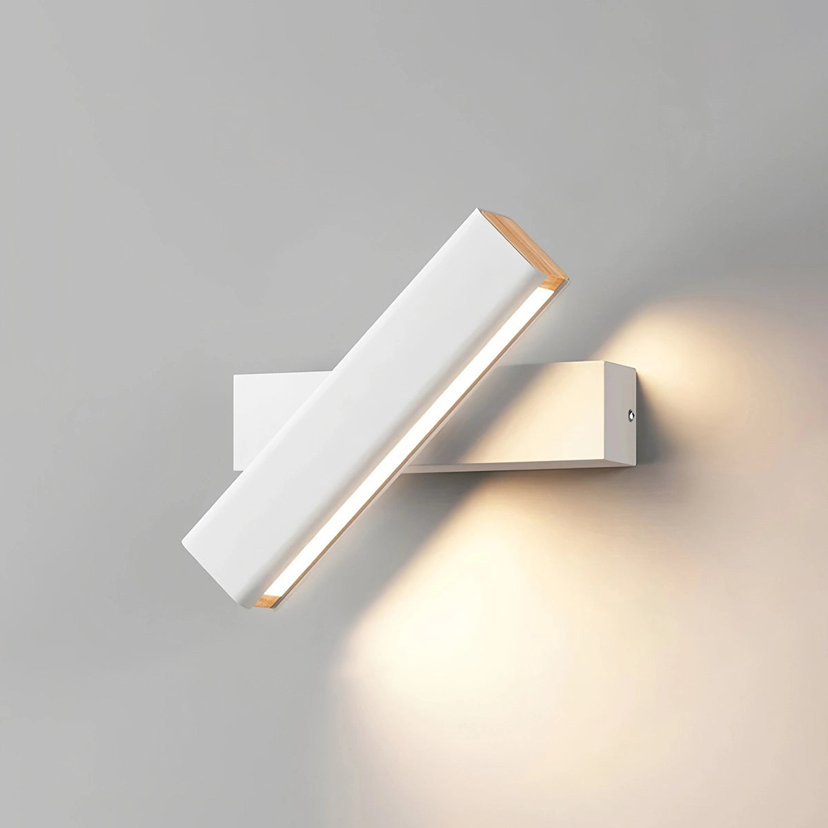 Antizer Adjustable Bar Wall Sconce for Bedroom